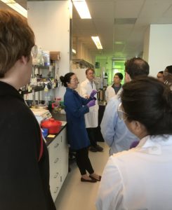 Leanne Chan gives the wet lab boot camp proteomics training