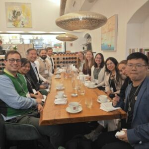 Group photo of C President Lindau Nobel Laureate Meeting Fellows having lunch with Nobel Laureate Takaaki Kajita.